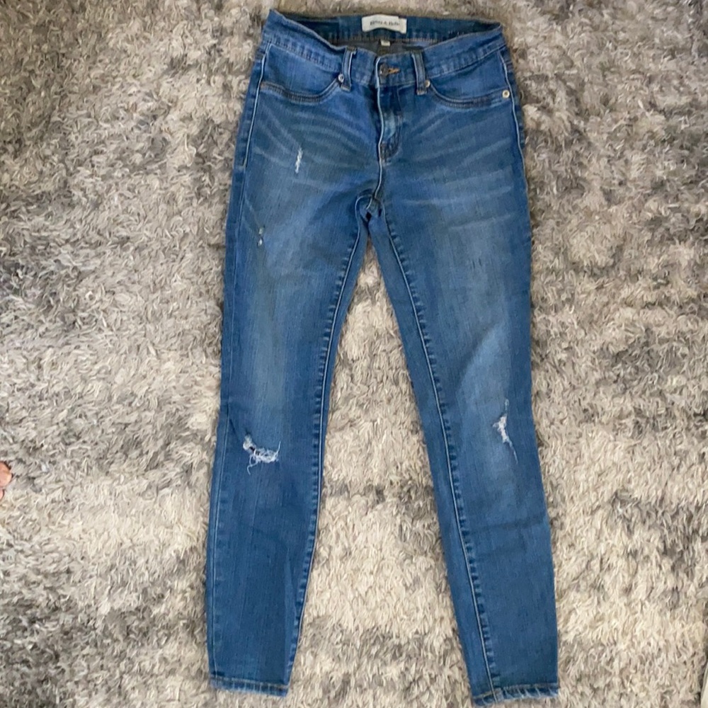 3/$40 Henry & Belle Light wash Skinny.